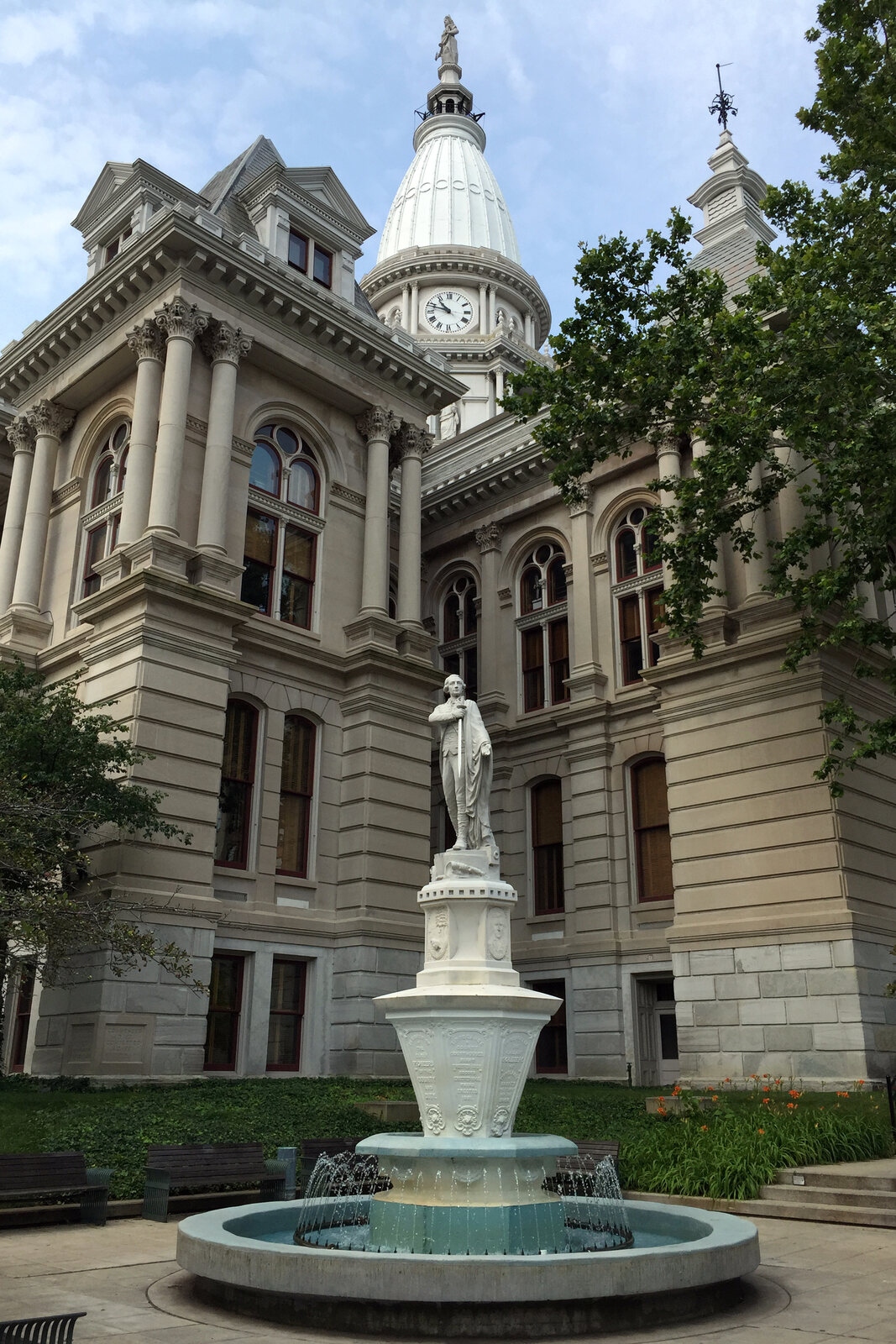 Tippecanoe County Courthouse and Marquis de Lafayette statue